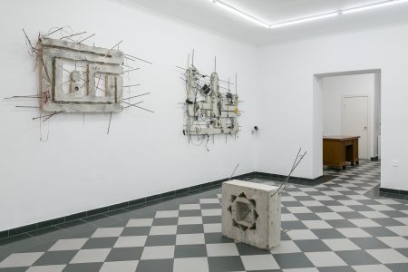 Halbouni-Manaf-Heilbouni-Installationview-02